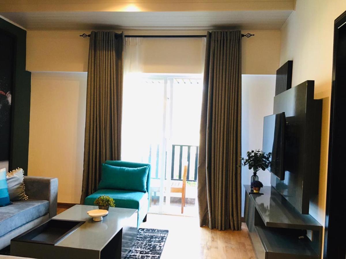 The Greens Luxury Apartment 努沃勒埃利耶 外观 照片