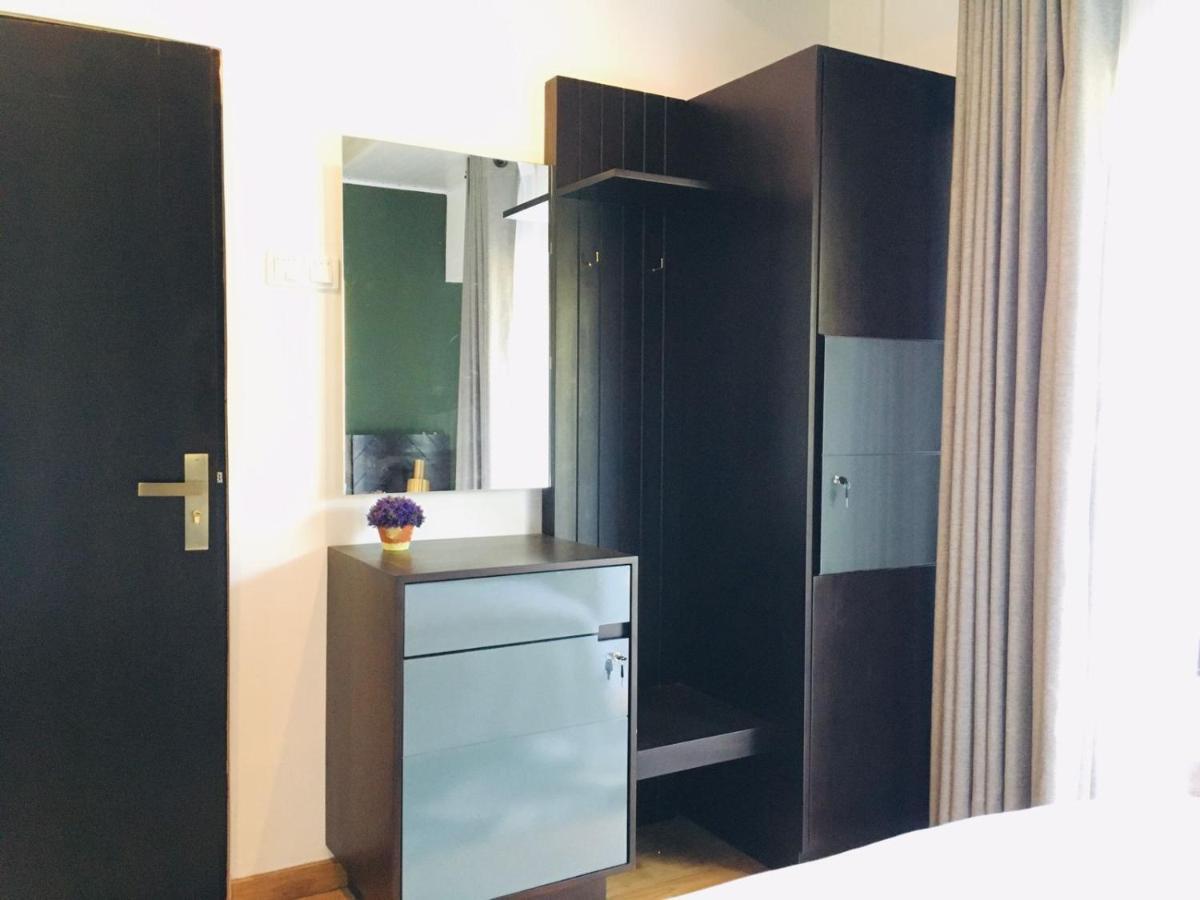 The Greens Luxury Apartment 努沃勒埃利耶 外观 照片